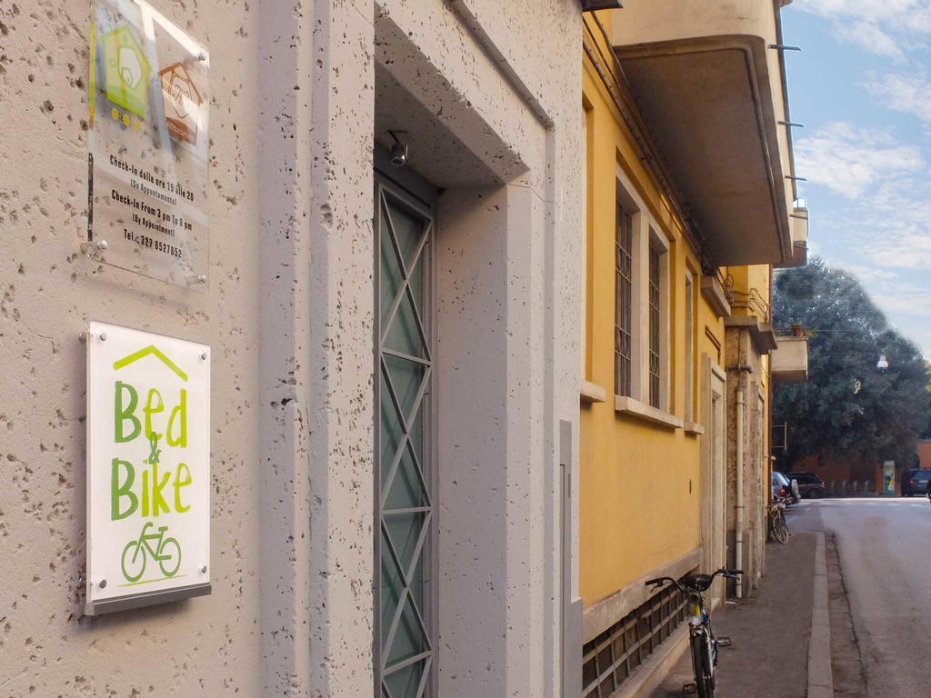 Bed&Bike Ferrara Bed and Breakfast Exteriör bild